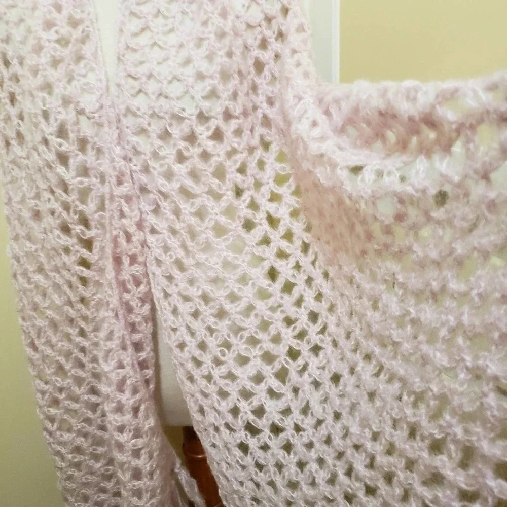 Vintage Shawl Light Pink/Mauve Crocheted Knit Wrap